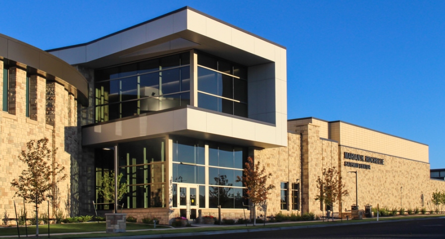 UW - Marian H. Rochelle Gateway